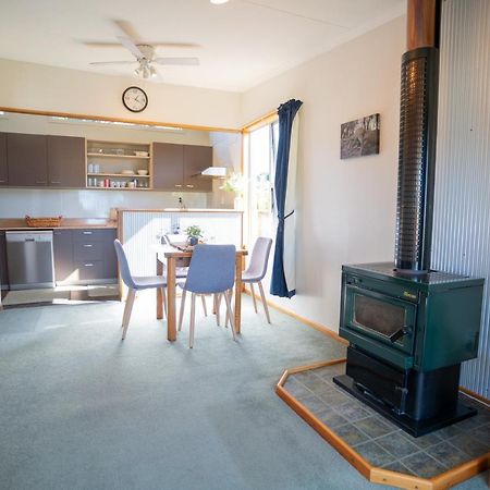 Dee'S On Bligh - Te Anau Holiday Home Extérieur photo