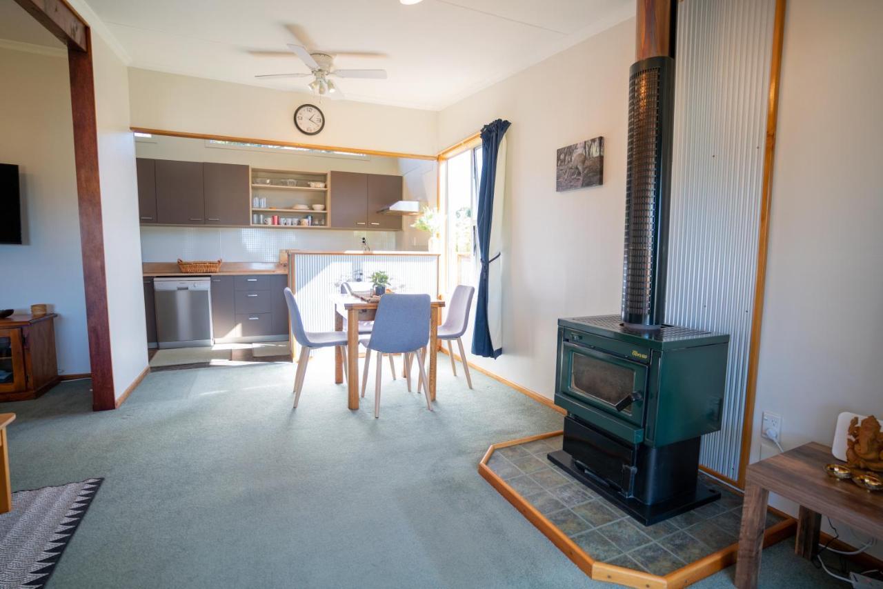 Dee'S On Bligh - Te Anau Holiday Home Extérieur photo