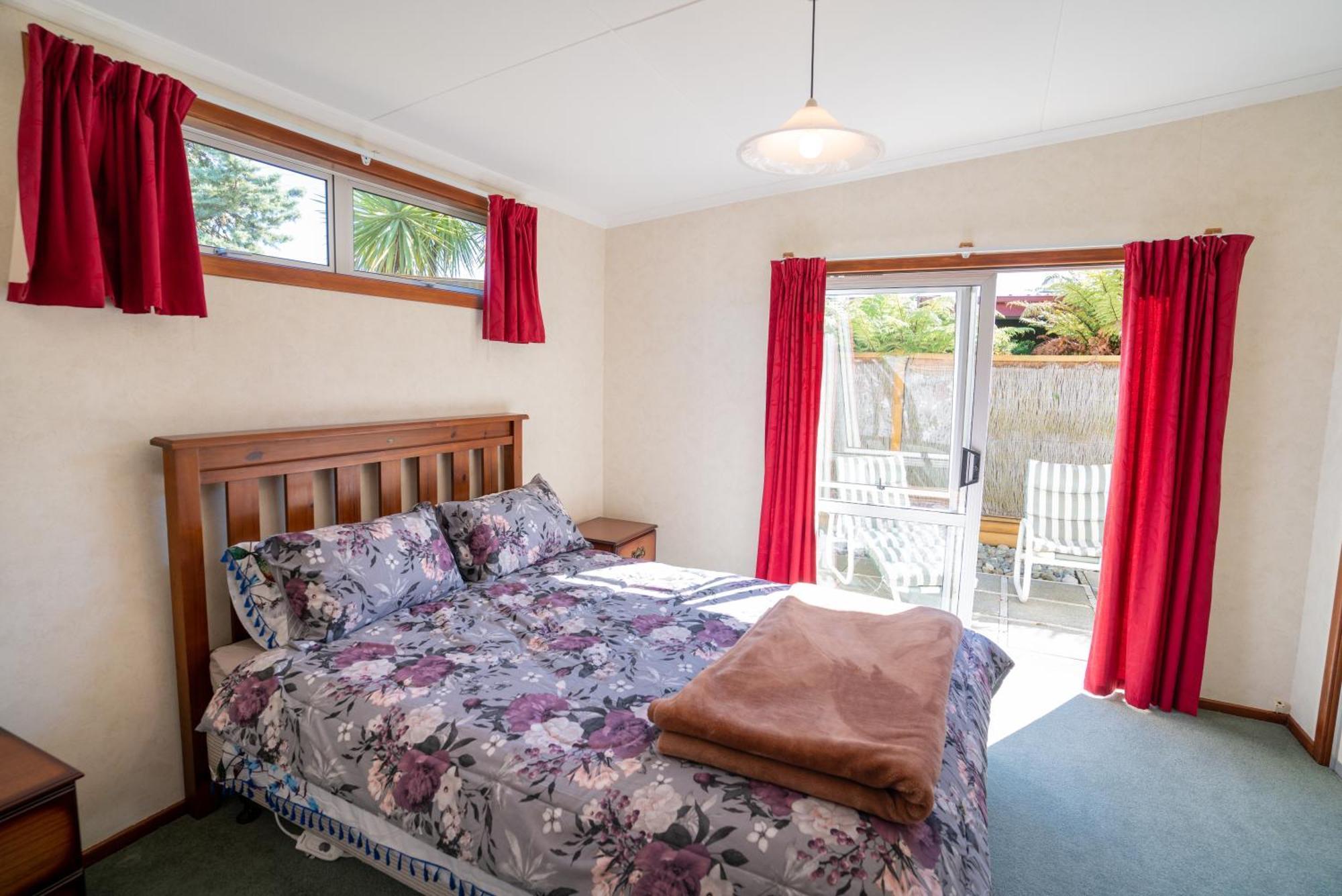 Dee'S On Bligh - Te Anau Holiday Home Extérieur photo
